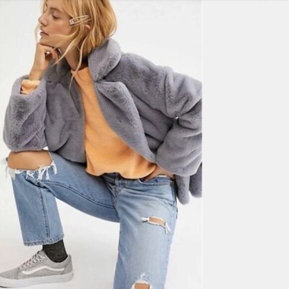 Free People Kate Faux Fur Coat Cloudy Day Gray Faux Fur Double Breasted Jacket - Picture 6 of 16